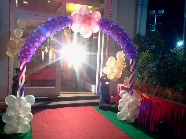 2011 07 29 252019.36.35 — Balloon Entrance For Birthdays event in Hyderabad by Events by AJ